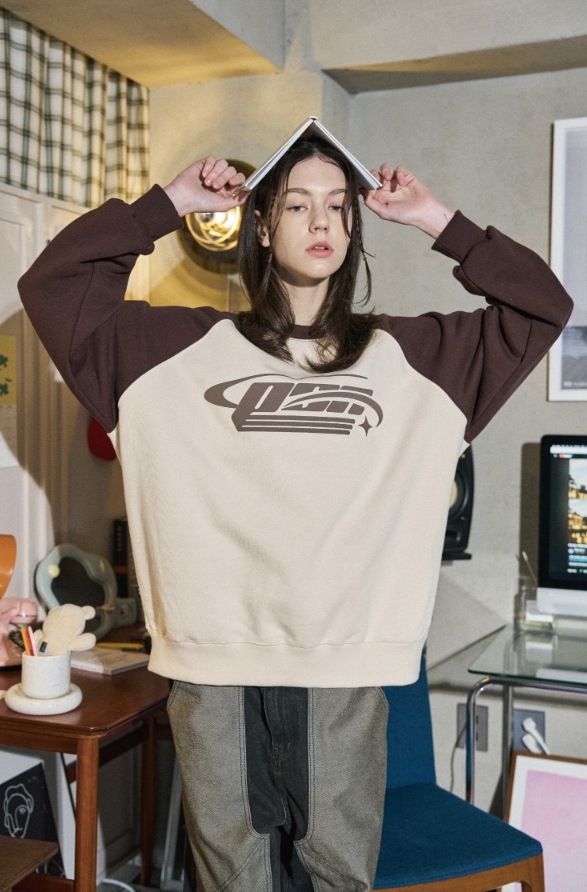 【CPGN STUDIO】Shooting Logo Raglan Sweatshirt CPGN STUDIO】 Shooting Logo Raglan Sweatshirt トレーナー