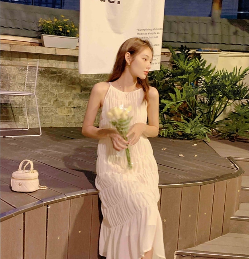 ティアード ワンピース ロング丈 袖なし ノースリーブ ラウンドネック Aライン フリル ポリエステル かわいい シンプル 上品 大人可愛い とろみ感 無地 春 夏 10代 20代 30代 40代 ティアード ワンピース ロング丈 袖なし ノースリーブ ラウンドネック Aライン フリル ポリエステル かわいい シンプル 上品 大人可愛い とろみ感 無地 春 夏 10代 20代 30代 40代