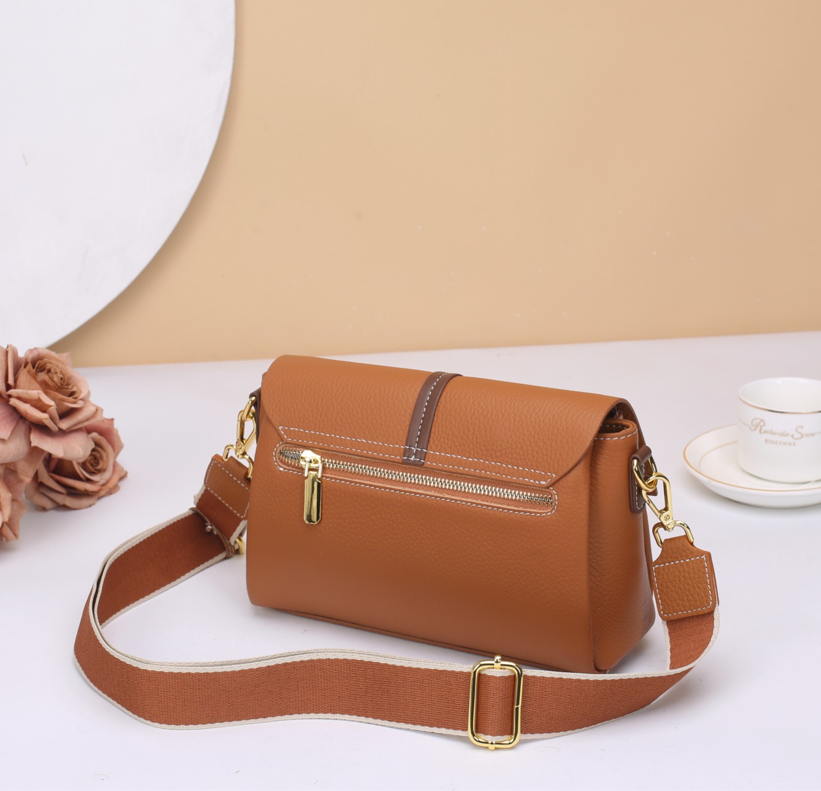 6月の新製品プロモーション最終日 ショルダーバッグ 40代 おしゃれ 5color 30代 本革 プレゼント レディース 軽い フォーマル 旅行 通勤 卒業式 カバン 大人 20代 お出かけ 母の日 6月の新製品プロモーション最終日 ショルダーバッグ 40代 おしゃれ 5color 30代 本革 プレゼント レディース 軽い フォーマル 旅行 通勤 卒業式 カバン 大人 20代 お出かけ 母の日