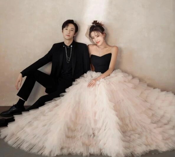 ウェディングドレス パーティードレス ロング 花嫁ドレス フォトウェディング撮影 多重チュール きれいめ 二次会ドレス 結婚式ドレス 演奏会 エレガント 高級感 前撮りドレス 後撮り お姫様 可愛い