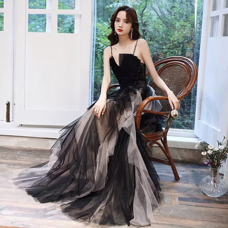 冬新品パーティードレス ワンピース ウェディングドレス 結婚式 成人式 パーティードレス エレガント エンパイア 誕生日 花嫁ロングドレス 演奏会 挙式 冬新品パーティードレス ワンピース ウェディングドレス 結婚式 成人式 パーティードレス エレガント エンパイア 誕生日 花嫁ロングドレス 演奏会 挙式