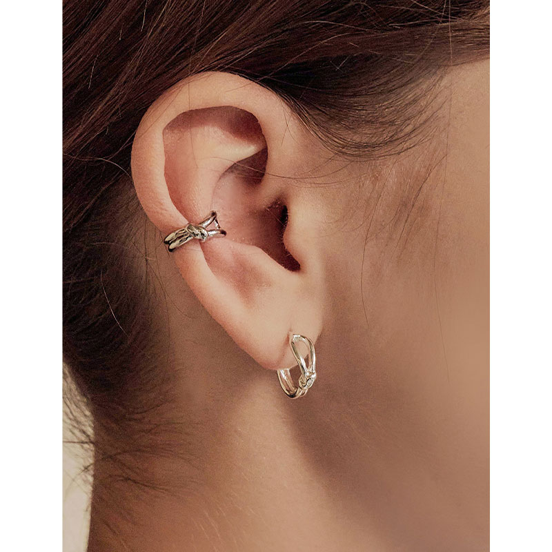 [IVEチャンウォンヨン,アン ユジン,レイ着用]結び目のあるイヤリング/韓国ファッション/韓国ファッションスタイル/韓国ストリートファッション/SNSで人気/韓国の人気ブランド