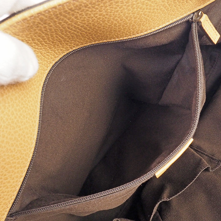 【美品】グッチ ロゴ ゴールド金具 380118520981 レディース【トートバッグ】