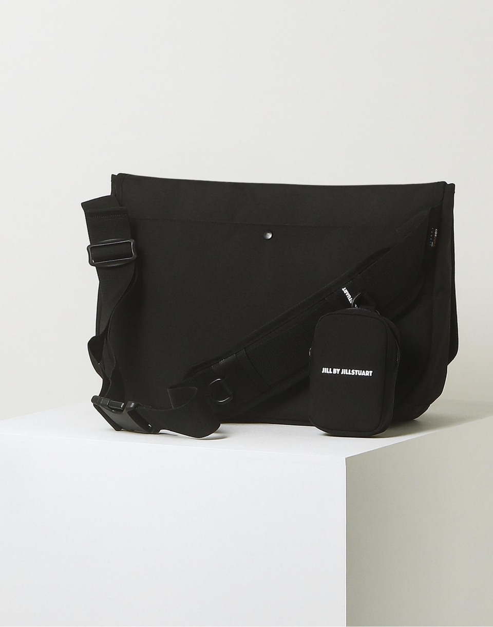 YOUTH LOGO CORDURA NYLON MESSENGER BAG JLBA3E725BK JILL BY JILLSTUART ジルバイジルスチュアート ジルスチュアート ニューヨーク ク