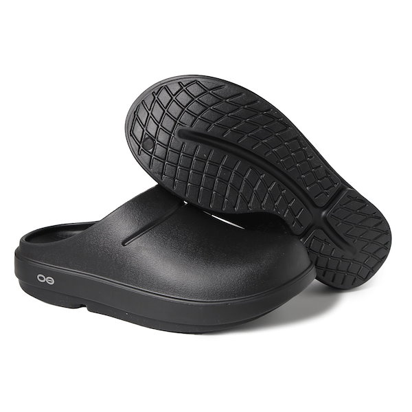 Qoo10] ウーフォス OOFOS ウーフォス ウークロッグ サ