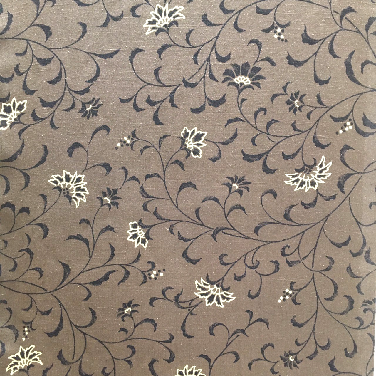 紬 結城紬 貴久樹 洋華唐草 [tsumugi001] 【公式通販】