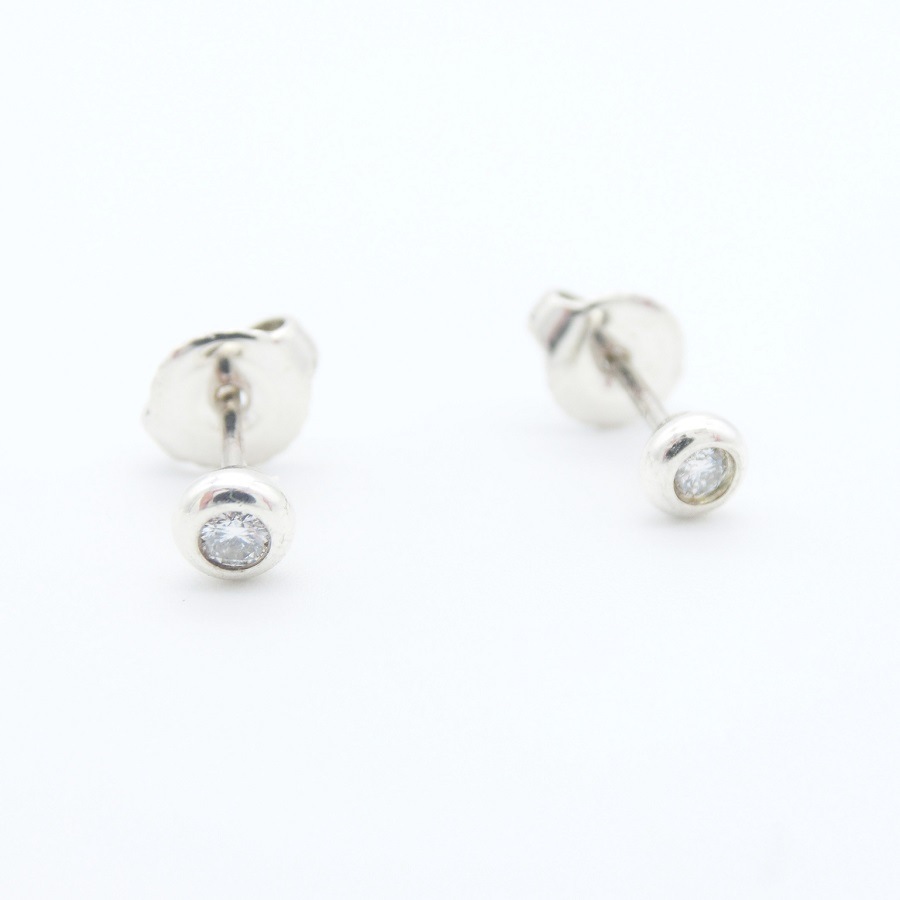 バイザヤード ピアス 1pダイヤ 4mm SV バイザヤード ピアス 1pダイヤ 4mm SV