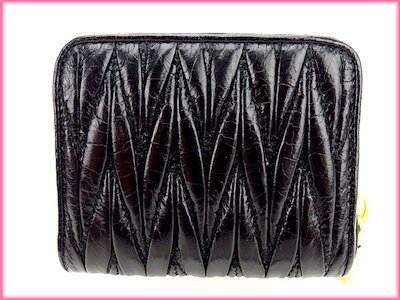 【中古】 ミュウミュウ miumiu 財布 PORTAFOGLI NERO(黒) レザー (あす楽対応)(人気 激安) T12717 【中古】 ミュウミュウ miumiu 財布 PORTAFOGLI NERO(黒) レザー (あす楽対応)(人気 激安) T12717