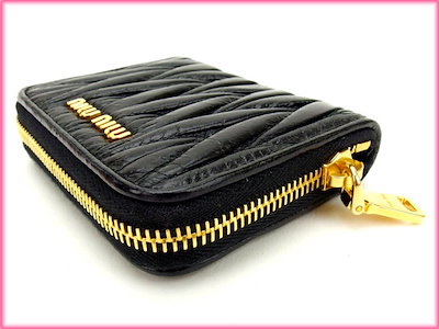 【中古】 ミュウミュウ miumiu 財布 PORTAFOGLI NERO(黒) レザー (あす楽対応)(人気 激安) T12717 【中古】 ミュウミュウ miumiu 財布 PORTAFOGLI NERO(黒) レザー (あす楽対応)(人気 激安) T12717