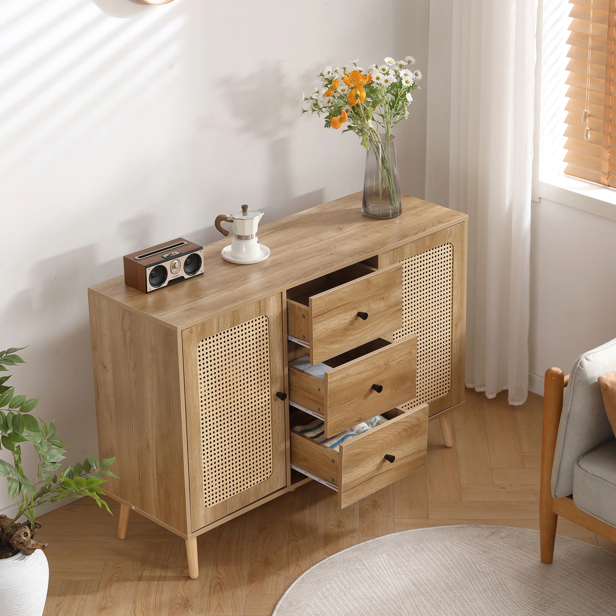 222キャビネット サイドボード チェストラタン調 ラタン風 引き出し付き 大容量 収納棚 リビング 収納 ローボード 収納チェスト2段 サイドボード 扉付き リビングボード 洋服 タンス 収納 箪笥