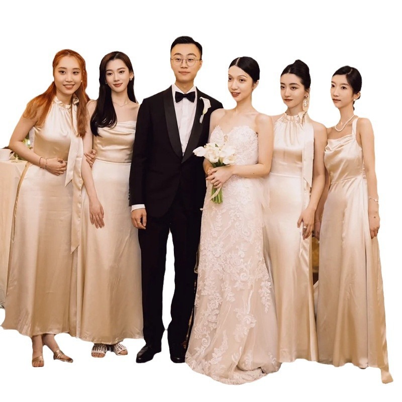 充填された花嫁介添人服2025サテンシャンパンカラーハイエンドの感覚は小さなドレスに着用できます写真花嫁介添人服