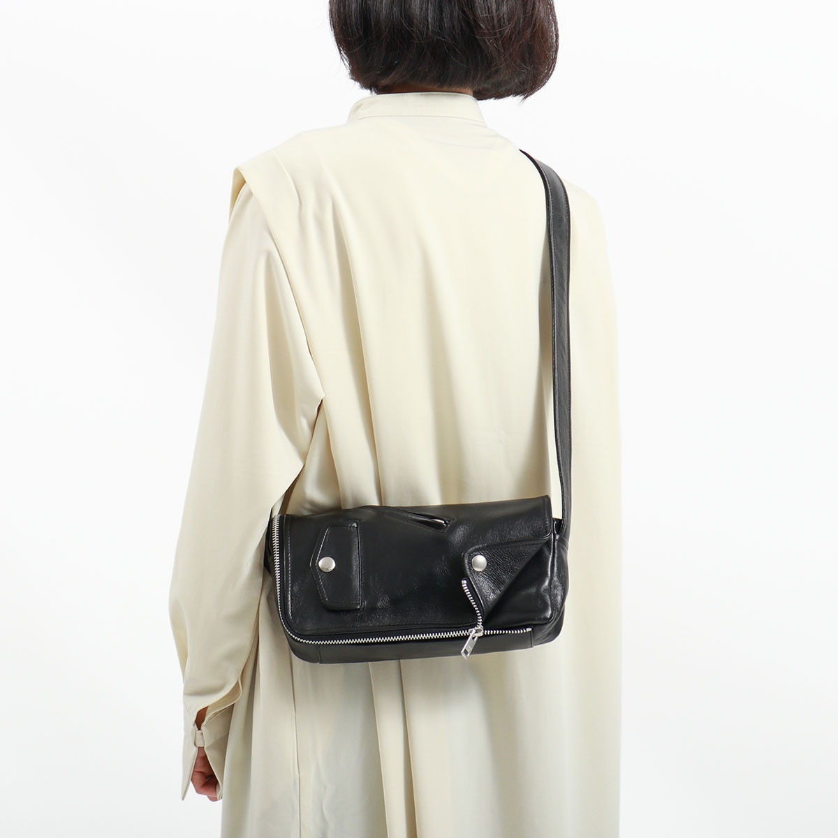 ショルダーバッグ ライダース フラップ ショルダー バッグ ミニショルダー レザー 本革 ヴィンテージ 日本製 斜めがけ 小さめ 軽い 黒 カジュアル レディース 611974 ショルダーバッグ ライダース フラップ ショルダー バッグ ミニショルダー レザー 本革 ヴィンテージ 日本製 斜めがけ 小さめ 軽い 黒 カジュアル レディース 611974