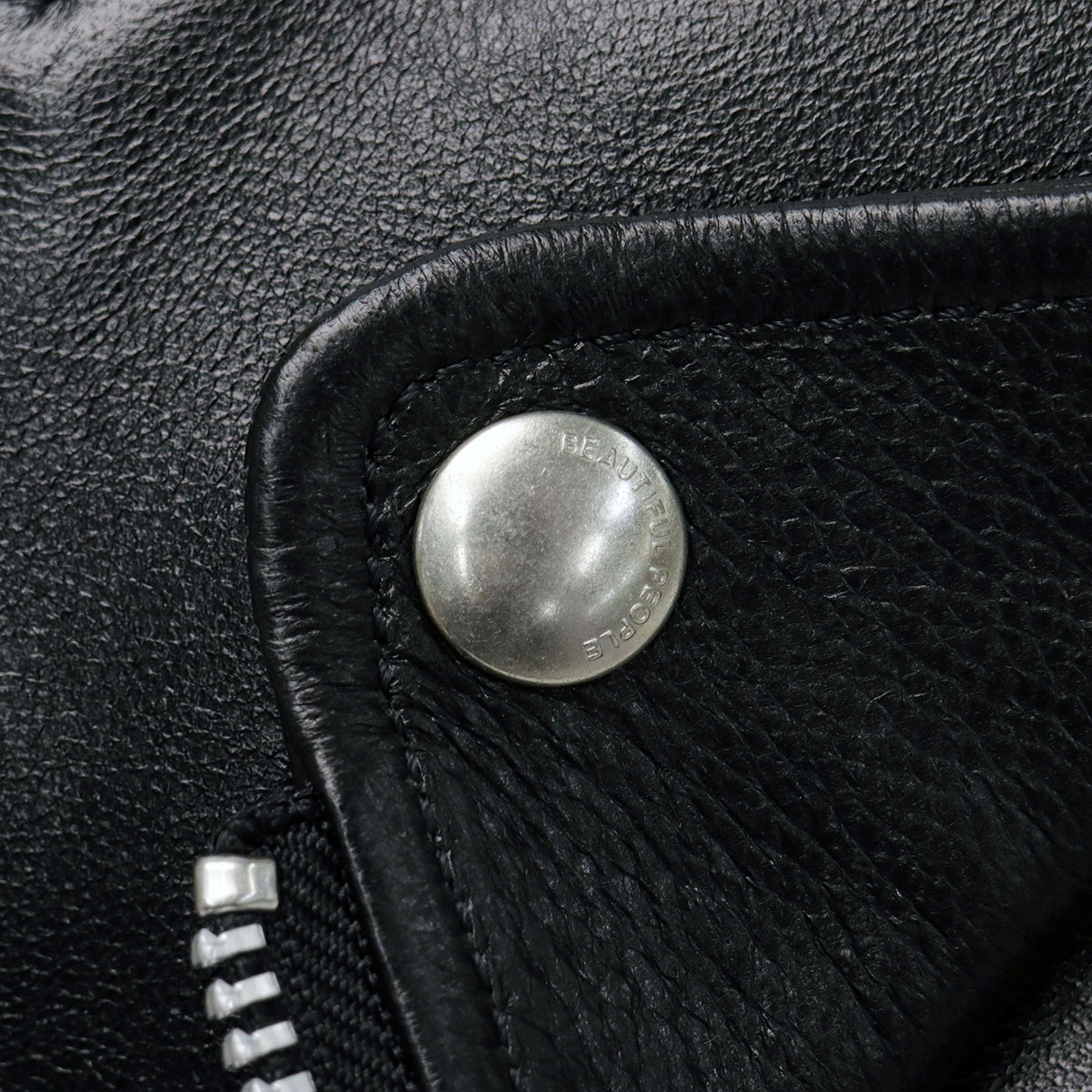 ショルダーバッグ ライダース フラップ ショルダー バッグ ミニショルダー レザー 本革 ヴィンテージ 日本製 斜めがけ 小さめ 軽い 黒 カジュアル レディース 611974 ショルダーバッグ ライダース フラップ ショルダー バッグ ミニショルダー レザー 本革 ヴィンテージ 日本製 斜めがけ 小さめ 軽い 黒 カジュアル レディース 611974