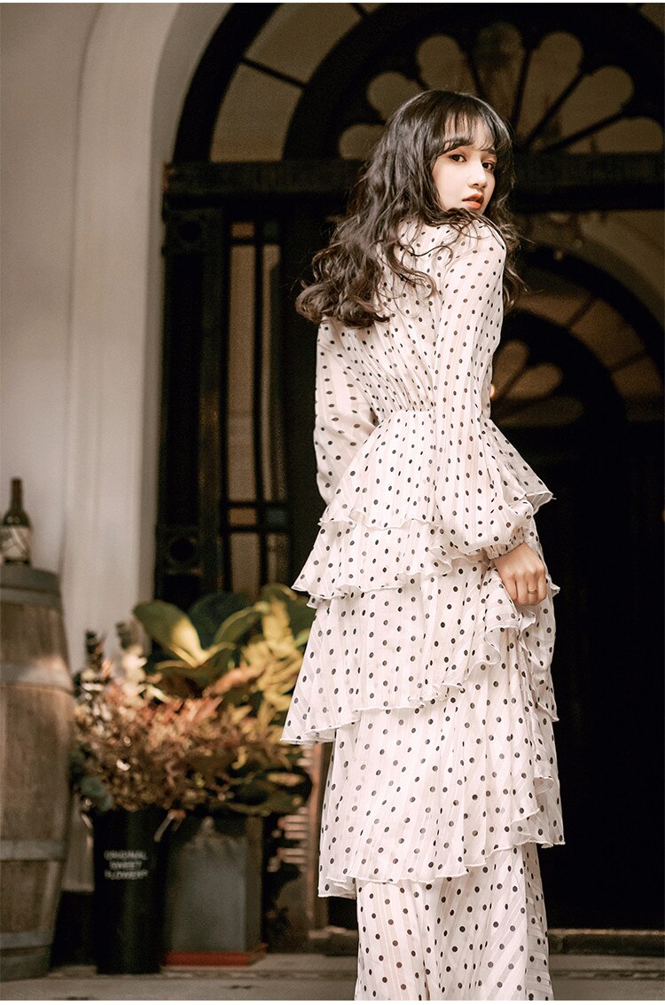 韓国ファッション フレンチ レトロ Vネック ドット おしゃれな シフォン 大人気 ワ 韓国ファッション フレンチ レトロ Vネック ドット おしゃれな シフォン 大人気 ワ