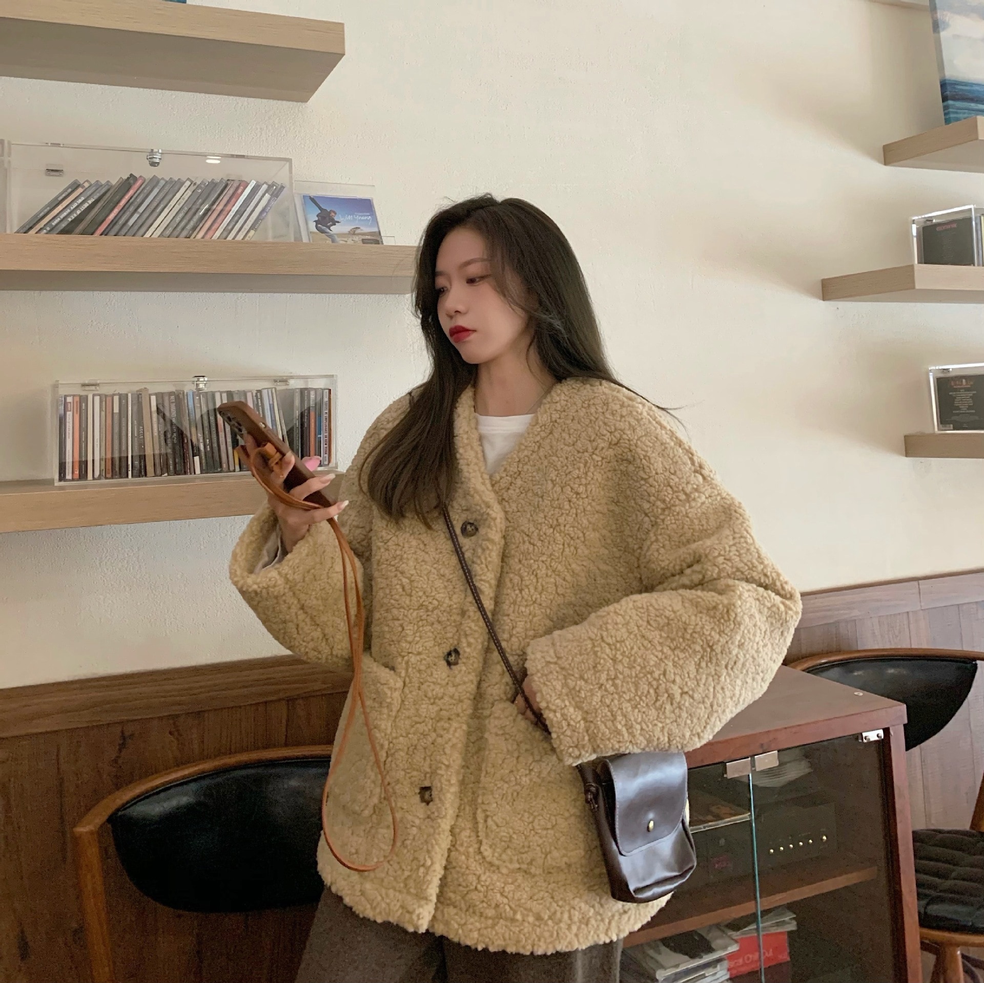 【急速出荷!】冬アウターひと足お先にボア 冬 ニュースタイル Vネック ゆったり ボタン 中綿コート 厚手おしゃれ 着痩せ 防寒カジュア ライダース2025はボアで決まり人気ボアアウターキルティングア 【急速出荷!】冬アウターひと足お先にボア 冬 ニュースタイル Vネック ゆったり ボタン 中綿コート 厚手おしゃれ 着痩せ 防寒カジュア ライダース2025はボアで決まり人気ボアアウターキルティングア