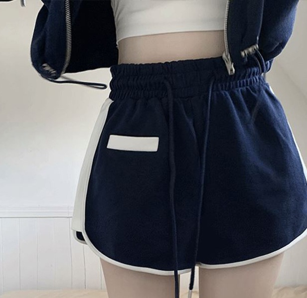 セットアップ レディース パーカー ショーパン ショートパンツ ショート丈 長袖 フード付き タイト フィット 配色 上下セット 2点セット ツーピース かわいい 大人可愛い シンプル カジュアル セットアップ レディース パーカー ショーパン ショートパンツ ショート丈 長袖 フード付き タイト フィット 配色 上下セット 2点セット ツーピース かわいい 大人可愛い シンプル カジュアル