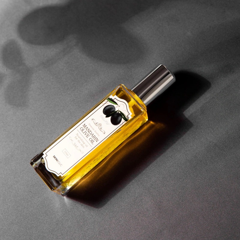 [ 3+1 ]フェイシャルボディ兼用 オールインワン 家族 新生児に使えるマンダリンオリーブオイル 100ml(+エステ専用サンプル5種)