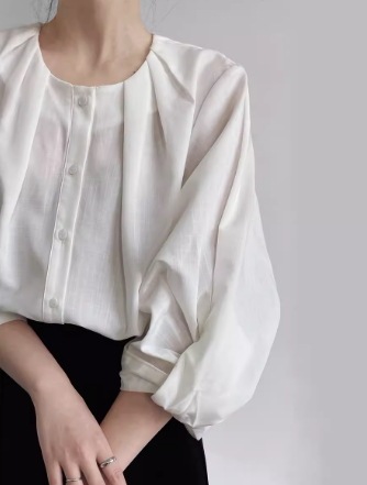 レディース トップス シャツ ブラウス カットソー プルオーバー チュニック フレア 前開き 長袖 ラウンドネック Iライン 透け感 ボタン 薄手 大人可愛い きれいめ シンプル カジュアル 上品 レディース トップス シャツ ブラウス カットソー プルオーバー チュニック フレア 前開き 長袖 ラウンドネック Iライン 透け感 ボタン 薄手 大人可愛い きれいめ シンプル カジュアル 上品