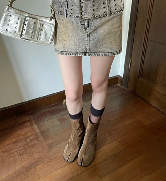 【赤字販売*速達】足袋ブーツ 足袋ジュース レディース タビ タビブーツ ショートブーツ 軽量 ショート丈 太ヒール 婦人靴 ハイヒール 黒 立ち仕事 靴 和装 着物 スエード シンプル 疲れにくい 【赤字販売*速達】足袋ブーツ 足袋ジュース レディース タビ タビブーツ ショートブーツ 軽量 ショート丈 太ヒール 婦人靴 ハイヒール 黒 立ち仕事 靴 和装 着物 スエード シンプル 疲れにくい