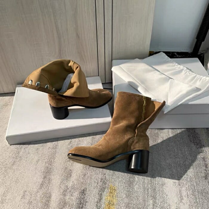 【赤字販売*速達】足袋ブーツ 足袋ジュース レディース タビ タビブーツ ショートブーツ 軽量 ショート丈 太ヒール 婦人靴 ハイヒール 黒 立ち仕事 靴 和装 着物 スエード シンプル 疲れにくい 【赤字販売*速達】足袋ブーツ 足袋ジュース レディース タビ タビブーツ ショートブーツ 軽量 ショート丈 太ヒール 婦人靴 ハイヒール 黒 立ち仕事 靴 和装 着物 スエード シンプル 疲れにくい