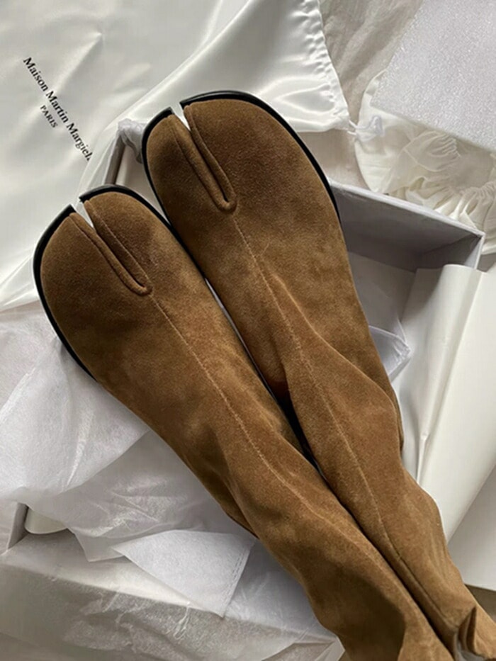 【赤字販売*速達】足袋ブーツ 足袋ジュース レディース タビ タビブーツ ショートブーツ 軽量 ショート丈 太ヒール 婦人靴 ハイヒール 黒 立ち仕事 靴 和装 着物 スエード シンプル 疲れにくい 【赤字販売*速達】足袋ブーツ 足袋ジュース レディース タビ タビブーツ ショートブーツ 軽量 ショート丈 太ヒール 婦人靴 ハイヒール 黒 立ち仕事 靴 和装 着物 スエード シンプル 疲れにくい