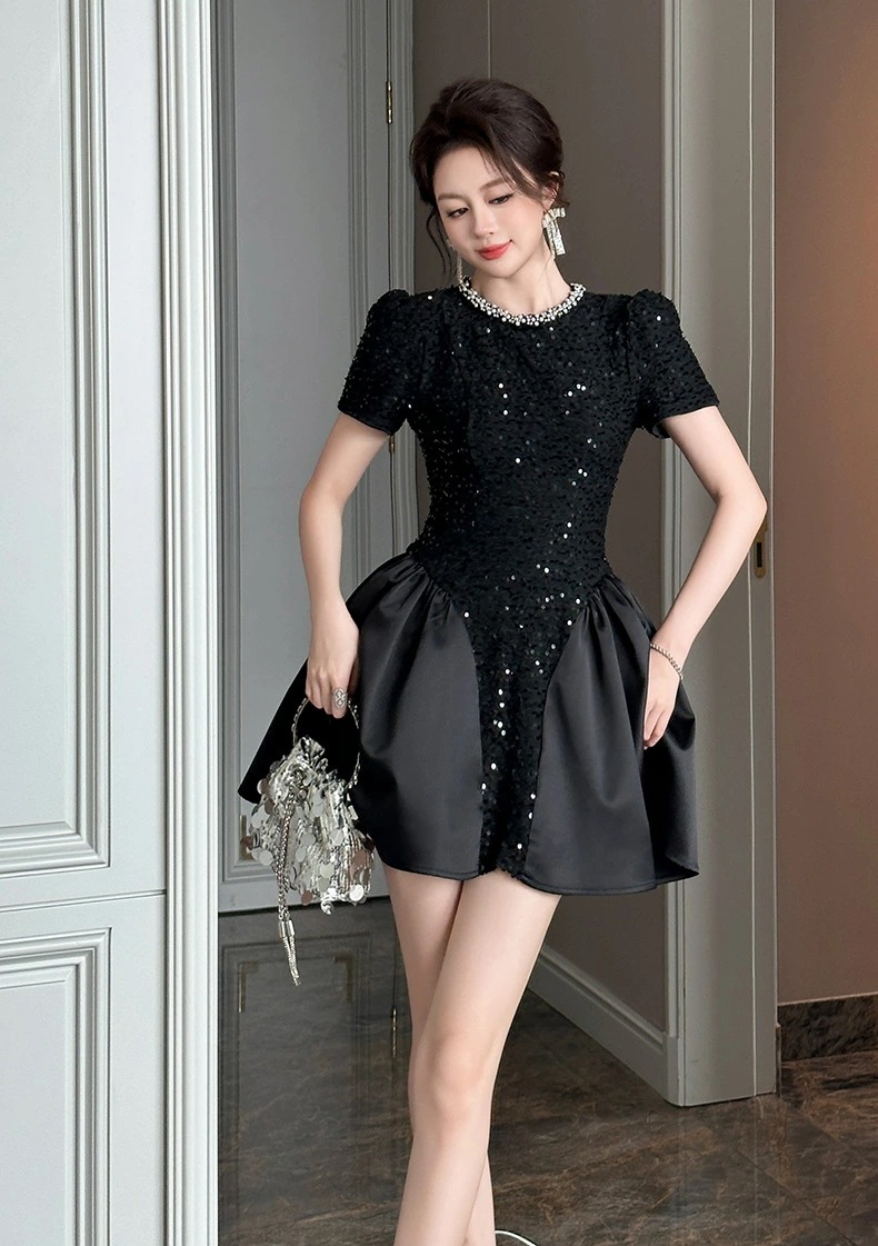 お得セット2025 ワンピース Aライン ミニ 姫系ワンピース 花柄 ワンピース インポート ひざ丈 ミドル丈 エレガント 韓国ファッション シンプル Vネック パーティドレス 袖あり お嬢様 セクシ お得セット2025 ワンピース Aライン ミニ 姫系ワンピース 花柄 ワンピース インポート ひざ丈 ミドル丈 エレガント 韓国ファッション シンプル Vネック パーティドレス 袖あり お嬢様 セクシ