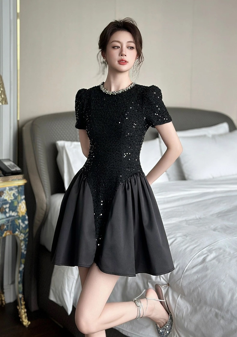 お得セット2025 ワンピース Aライン ミニ 姫系ワンピース 花柄 ワンピース インポート ひざ丈 ミドル丈 エレガント 韓国ファッション シンプル Vネック パーティドレス 袖あり お嬢様 セクシ お得セット2025 ワンピース Aライン ミニ 姫系ワンピース 花柄 ワンピース インポート ひざ丈 ミドル丈 エレガント 韓国ファッション シンプル Vネック パーティドレス 袖あり お嬢様 セクシ