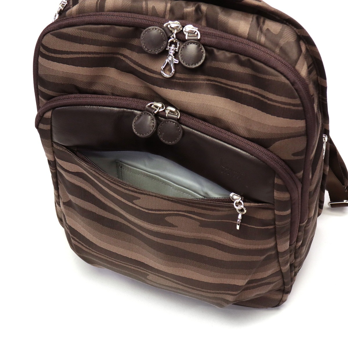 リュック 大 リュックサック レディース 通勤 軽量 旅行 おしゃれ 大人 大きめ オシャレ 50代 40代 ポケット 多い きれいめ 軽い A4 抗菌 31432