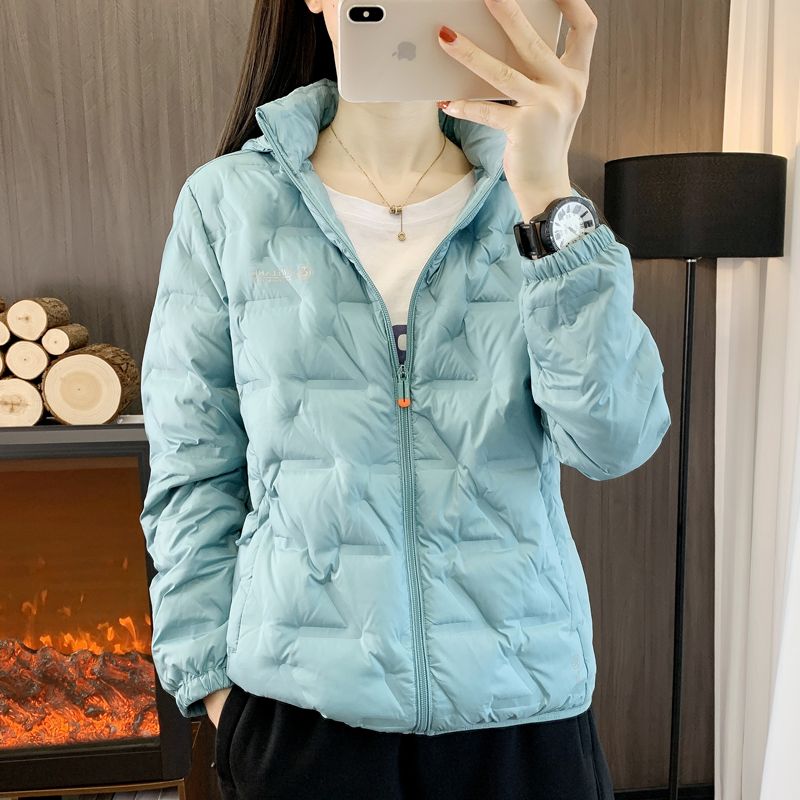 新型ダウンジャケット女性薄型防風保温フード付きアウトドアスポーツカジュアルファッション百合ダウンジャケット女性 新型ダウンジャケット女性薄型防風保温フード付きアウトドアスポーツカジュアルファッション百合ダウンジャケット女性