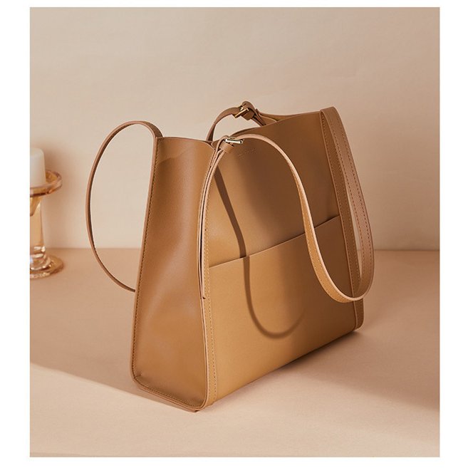 トートバッグ レディース 本革 ファッション 大容量 通勤用バッグ 可愛い おしゃれ きれいめ 肩掛け レザー ビジネス 大きめ 手提げ ハンドバッグ