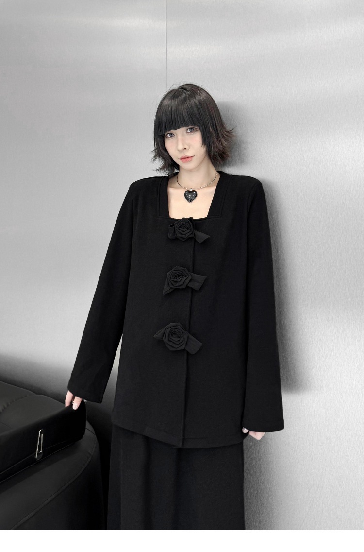 【J.Fashion】 上下セット 裏起毛 花飾り スカートセット 肩パッド付き おしゃれ レディース セットアップ 関連商品購入可能 メガ割