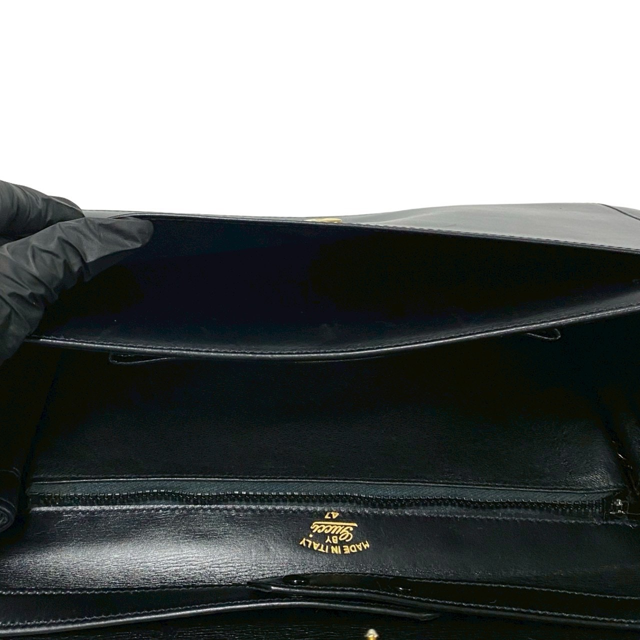 ヴィンテージ GG ロゴ金具ショルダーバッグ レザー ブラック 80100 ヴィンテージ GG ロゴ金具ショルダーバッグ レザー ブラック 80100