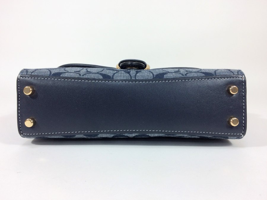 ショルダーバッグ シグネチャー キャンバスレザー ネイビー 中古品