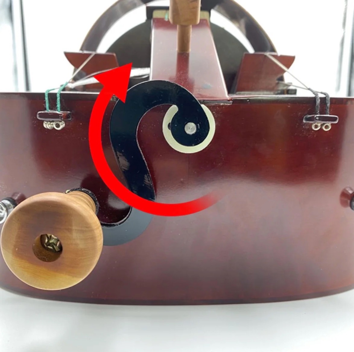 弦を絞る ピアノを手で振る Hurdy Gurdy 弦6本 24キー 手回しオルガン手作り