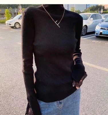 2022秋冬新型韓国版半高襟セーター女性修身長袖ステッチレースニットシャツ上着潮