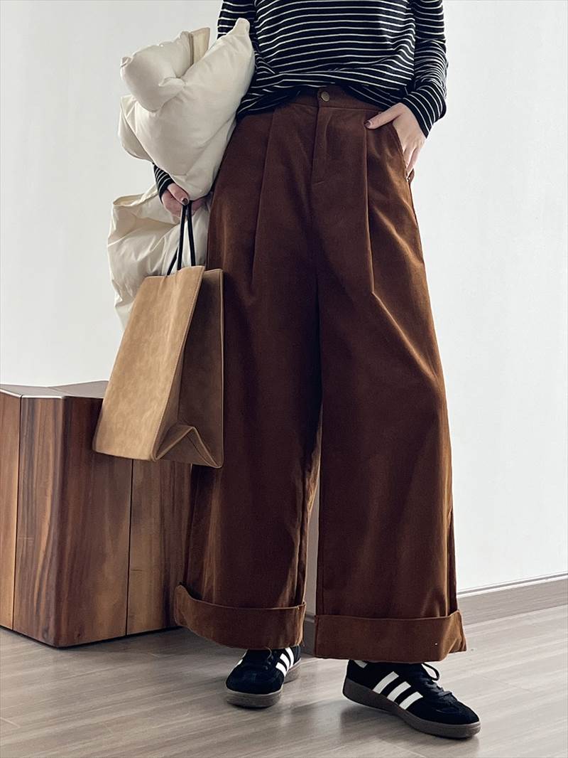 ボトムス レディース コーデュロイパンツ ワイドパンツ タック 長ズボン ハイウエスト ポケット ロールアップ 大人可愛い シンプル カジュアル 大人女子 おしゃれ お洒落 かっこいい こなれ感 ラフ