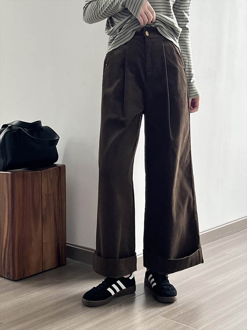 ボトムス レディース コーデュロイパンツ ワイドパンツ タック 長ズボン ハイウエスト ポケット ロールアップ 大人可愛い シンプル カジュアル 大人女子 おしゃれ お洒落 かっこいい こなれ感 ラフ