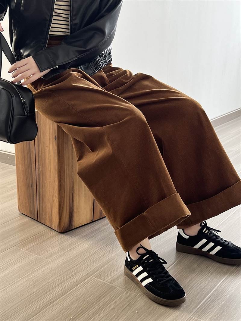 ボトムス レディース コーデュロイパンツ ワイドパンツ タック 長ズボン ハイウエスト ポケット ロールアップ 大人可愛い シンプル カジュアル 大人女子 おしゃれ お洒落 かっこいい こなれ感 ラフ