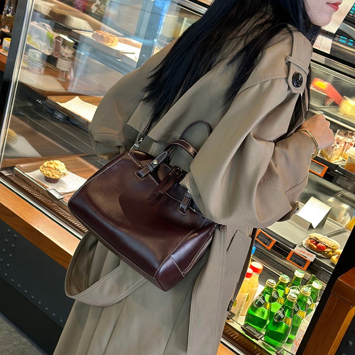 【急速出荷】本革 ショルダーバッグ レディース ハンドバッグ 本革 小さめ 2way 斜め掛け 手提げ バッグ 通勤 セレモニーバッグ カバン 鞄 手提げバッグ 大容量 セレモニー バッグ 本革 レザ