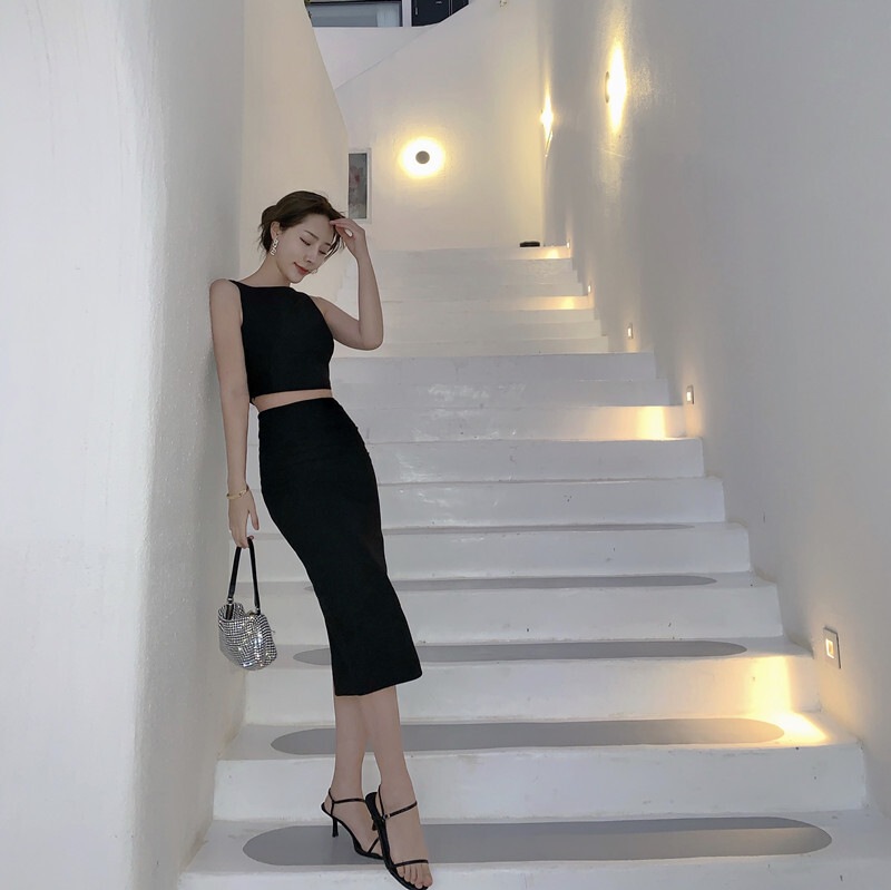 セットアップ レディース スカート タンクトップ プルオーバー クロップド丈 ミディアム丈 ノースリーブ ノースリ ラウンドネック ハイウエスト スリット バックスリット 伸縮性 上下セット セットアップ レディース スカート タンクトップ プルオーバー クロップド丈 ミディアム丈 ノースリーブ ノースリ ラウンドネック ハイウエスト スリット バックスリット 伸縮性 上下セット