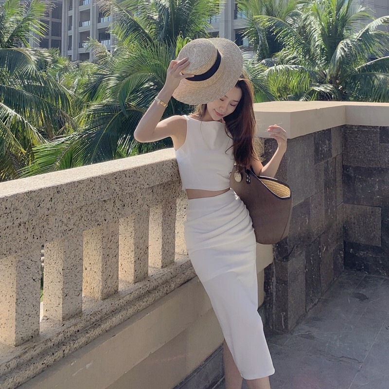 セットアップ レディース スカート タンクトップ プルオーバー クロップド丈 ミディアム丈 ノースリーブ ノースリ ラウンドネック ハイウエスト スリット バックスリット 伸縮性 上下セット セットアップ レディース スカート タンクトップ プルオーバー クロップド丈 ミディアム丈 ノースリーブ ノースリ ラウンドネック ハイウエスト スリット バックスリット 伸縮性 上下セット