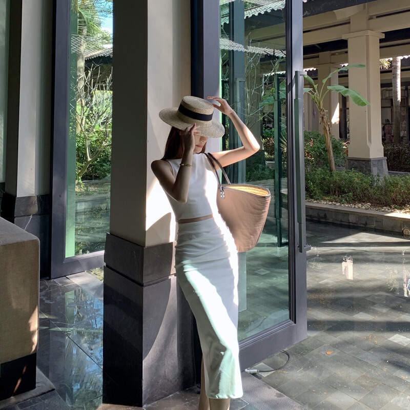 セットアップ レディース スカート タンクトップ プルオーバー クロップド丈 ミディアム丈 ノースリーブ ノースリ ラウンドネック ハイウエスト スリット バックスリット 伸縮性 上下セット セットアップ レディース スカート タンクトップ プルオーバー クロップド丈 ミディアム丈 ノースリーブ ノースリ ラウンドネック ハイウエスト スリット バックスリット 伸縮性 上下セット