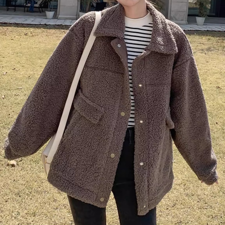 レディース ジャケット コート アウター 上着 ラムウールコート ウール 羽織 前開き ボアジャケット 長袖 萌袖 襟付き ワイド オーバーサイズ もこもこ ふわふわ ふっくら ポケット ボタン 厚手 レディース ジャケット コート アウター 上着 ラムウールコート ウール 羽織 前開き ボアジャケット 長袖 萌袖 襟付き ワイド オーバーサイズ もこもこ ふわふわ ふっくら ポケット ボタン 厚手