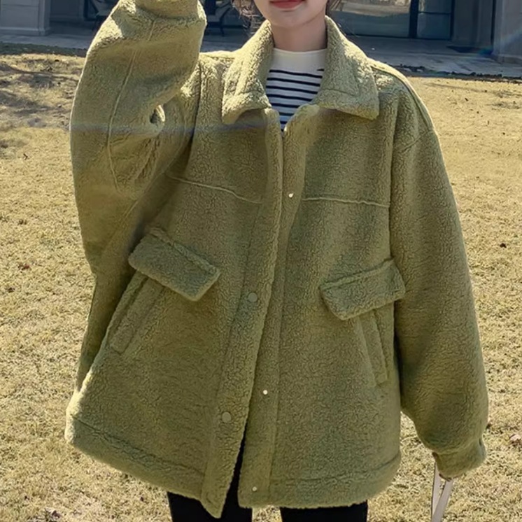 レディース ジャケット コート アウター 上着 ラムウールコート ウール 羽織 前開き ボアジャケット 長袖 萌袖 襟付き ワイド オーバーサイズ もこもこ ふわふわ ふっくら ポケット ボタン 厚手 レディース ジャケット コート アウター 上着 ラムウールコート ウール 羽織 前開き ボアジャケット 長袖 萌袖 襟付き ワイド オーバーサイズ もこもこ ふわふわ ふっくら ポケット ボタン 厚手