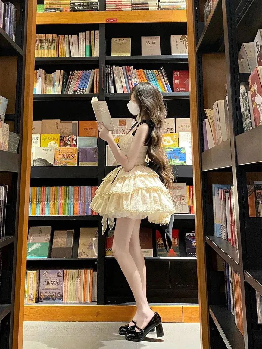 2025年新作店長おすすめ!早いもの胜ち Lolita ガウンホルタードレスフィッシュボーンウエストラインドレス 2025年新作店長おすすめ!早いもの胜ち Lolita ガウンホルタードレスフィッシュボーンウエストラインドレス