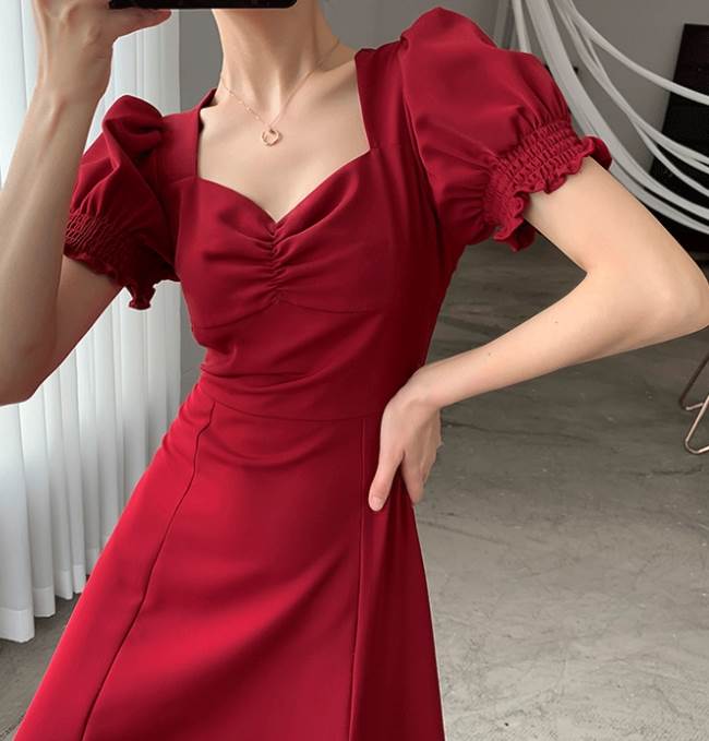 ドレス ワンピース レディース ミモレ丈 Aライン フレア 半袖 Vネック パフスリーブ スリット かわいい 大人可愛い かっこいい 黒 赤 緑 ブラック レッド グリーン セクシー きれいめ 大人