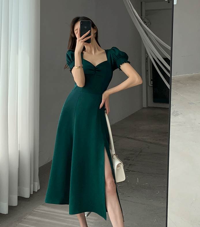 ドレス ワンピース レディース ミモレ丈 Aライン フレア 半袖 Vネック パフスリーブ スリット かわいい 大人可愛い かっこいい 黒 赤 緑 ブラック レッド グリーン セクシー きれいめ 大人