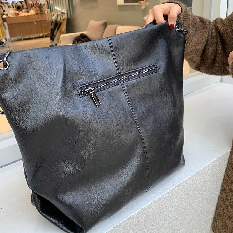 ブラック ショルダーバッグ レディース 秋冬 韓国ファッション 大容量トートバッグ ソフト ハンドバッグ ブラック ショルダーバッグ レディース 秋冬 韓国ファッション 大容量トートバッグ ソフト ハンドバッグ