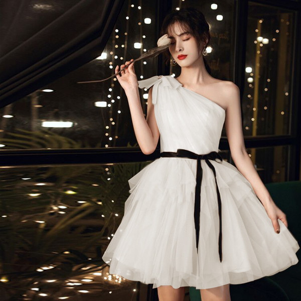 【即納】ミニドレス ワンショルダードレス 白ドレスミニ 結婚式ミニドレス キャバ嬢ドレス ミニドレス可愛い 夏ドレス サマードレス 夏ミニワンピ 肩リボンドレス ミニワンピース ロングドレス 韓国 ワ 【即納】ミニドレス ワンショルダードレス 白ドレスミニ 結婚式ミニドレス キャバ嬢ドレス ミニドレス可愛い 夏ドレス サマードレス 夏ミニワンピ 肩リボンドレス ミニワンピース ロングドレス 韓国 ワ