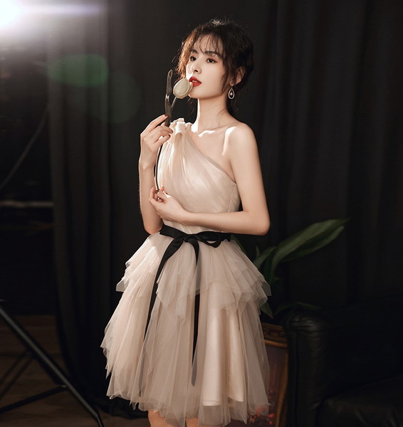 【即納】ミニドレス ワンショルダードレス 白ドレスミニ 結婚式ミニドレス キャバ嬢ドレス ミニドレス可愛い 夏ドレス サマードレス 夏ミニワンピ 肩リボンドレス ミニワンピース ロングドレス 韓国 ワ 【即納】ミニドレス ワンショルダードレス 白ドレスミニ 結婚式ミニドレス キャバ嬢ドレス ミニドレス可愛い 夏ドレス サマードレス 夏ミニワンピ 肩リボンドレス ミニワンピース ロングドレス 韓国 ワ